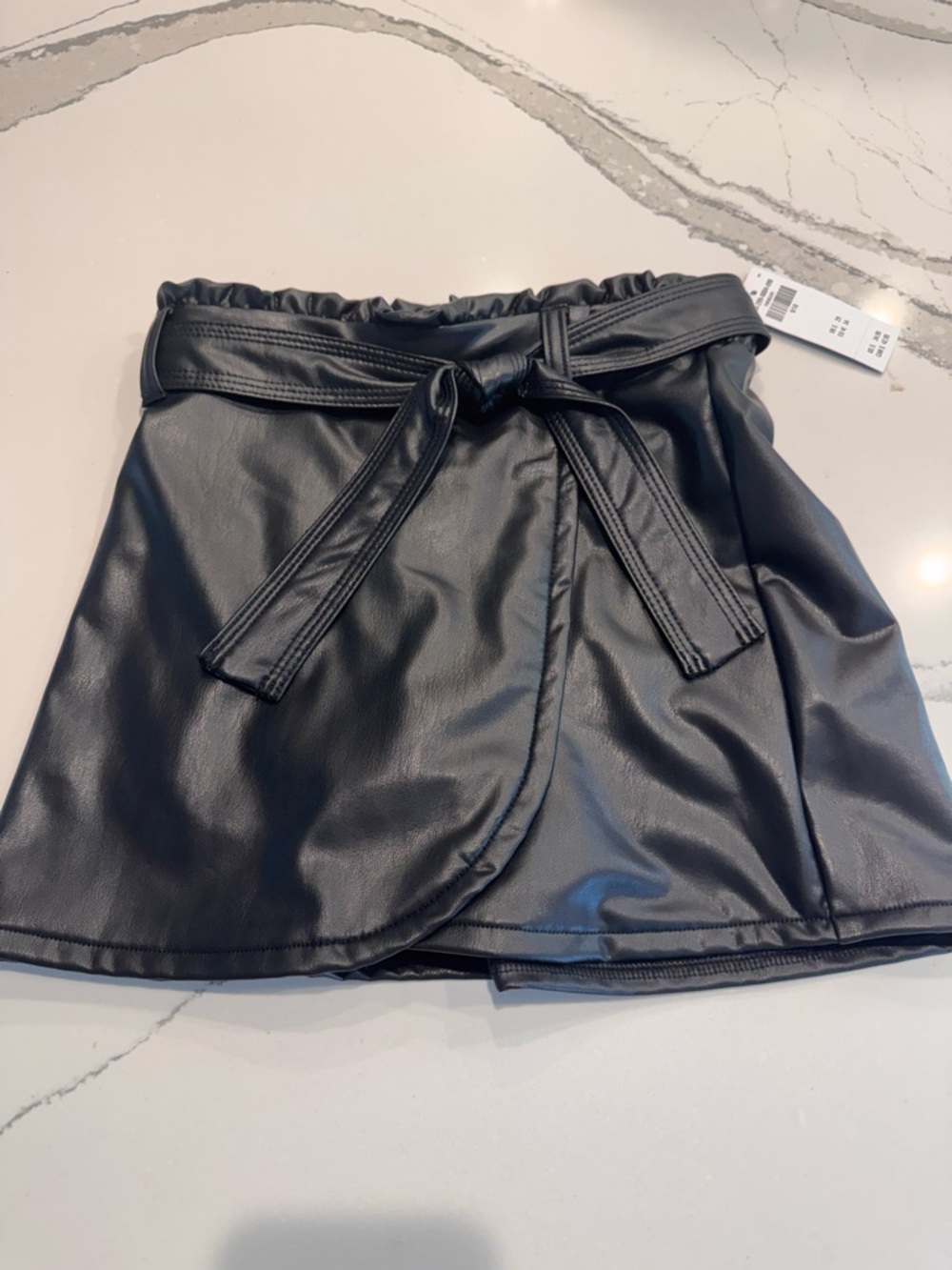 Abercrombie Kids Girls Faux Leather Mini Skort Size 9/10 Black